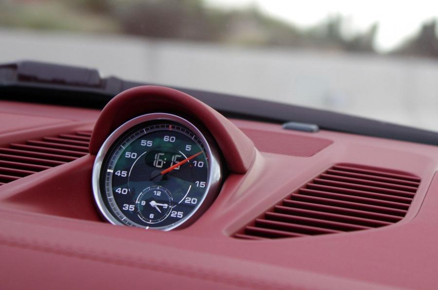  Porsche 911 Carrera S Cabriolet 2011 года  (фото 43 из 61)